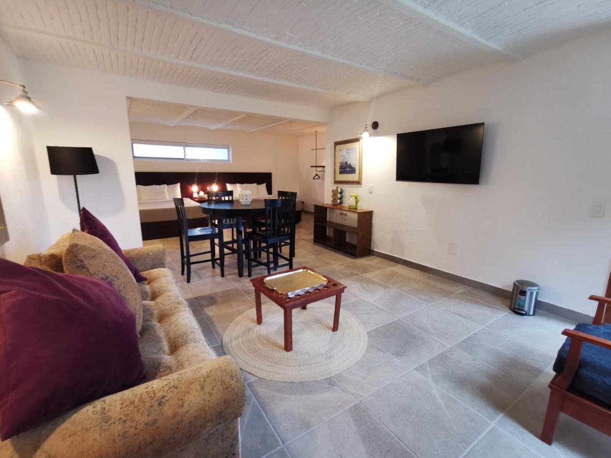 Plaza Chapala Hotel מראה חיצוני תמונה