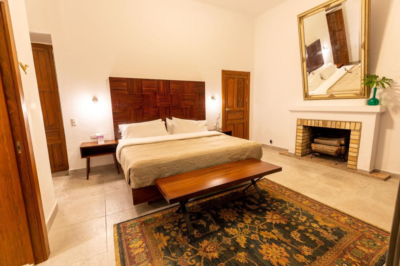 Plaza Chapala Hotel מראה חיצוני תמונה